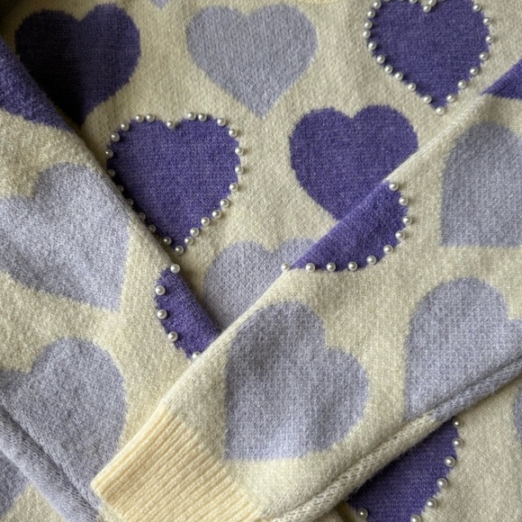 &merci Cream and Purple Hearts Pearls Long Sleeves Top Size Small Sweater - Picture 3 of 13